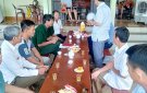 Trao tiền hỗ trợ sửa chũa nhà cho hội viên hội CCB thôn 4 xã Thọ Cường 